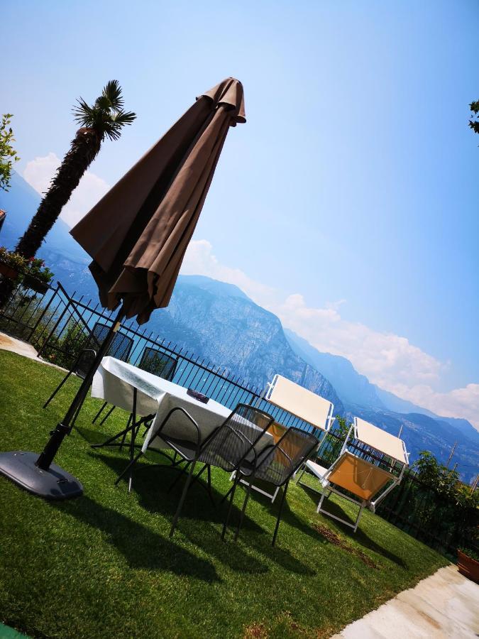 Casa Consolati Daire Brenzone sul Garda Dış mekan fotoğraf