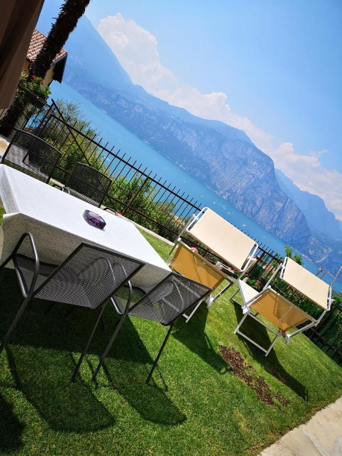 Casa Consolati Daire Brenzone sul Garda Dış mekan fotoğraf